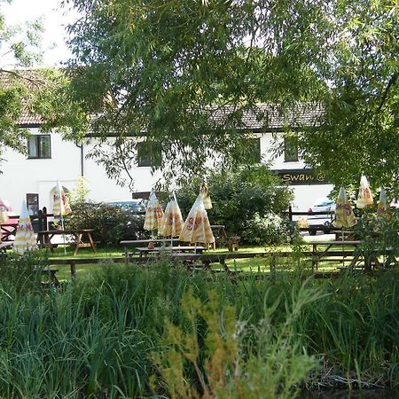 Hotel The Swan At Stoford Stapleford  Esterno foto