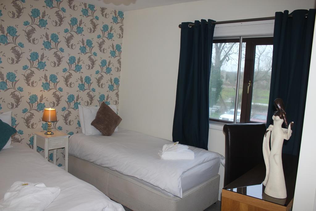 Hotel The Swan At Stoford Stapleford  Esterno foto