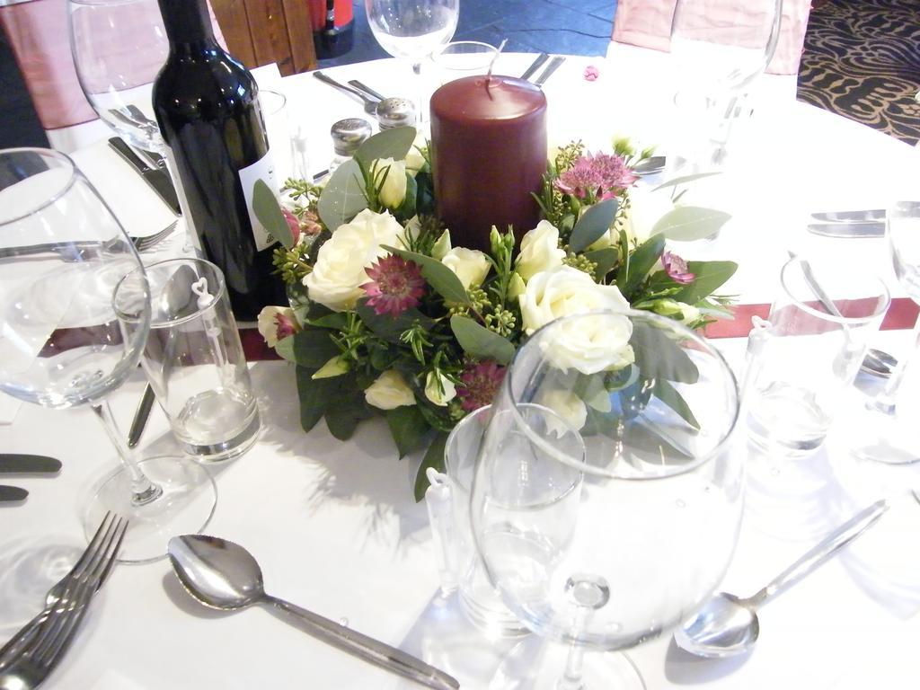 Hotel The Swan At Stoford Stapleford  Esterno foto